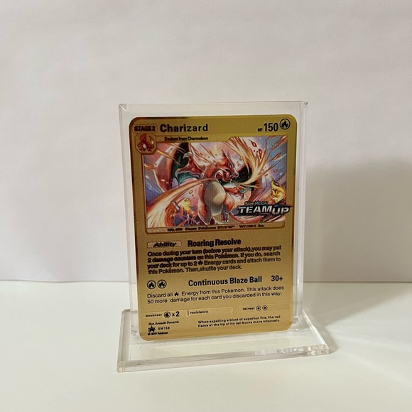 Pokémon Charizard SM158  METAL GOLD CARD Collectible/Gift/Display - Picture 2 of 4